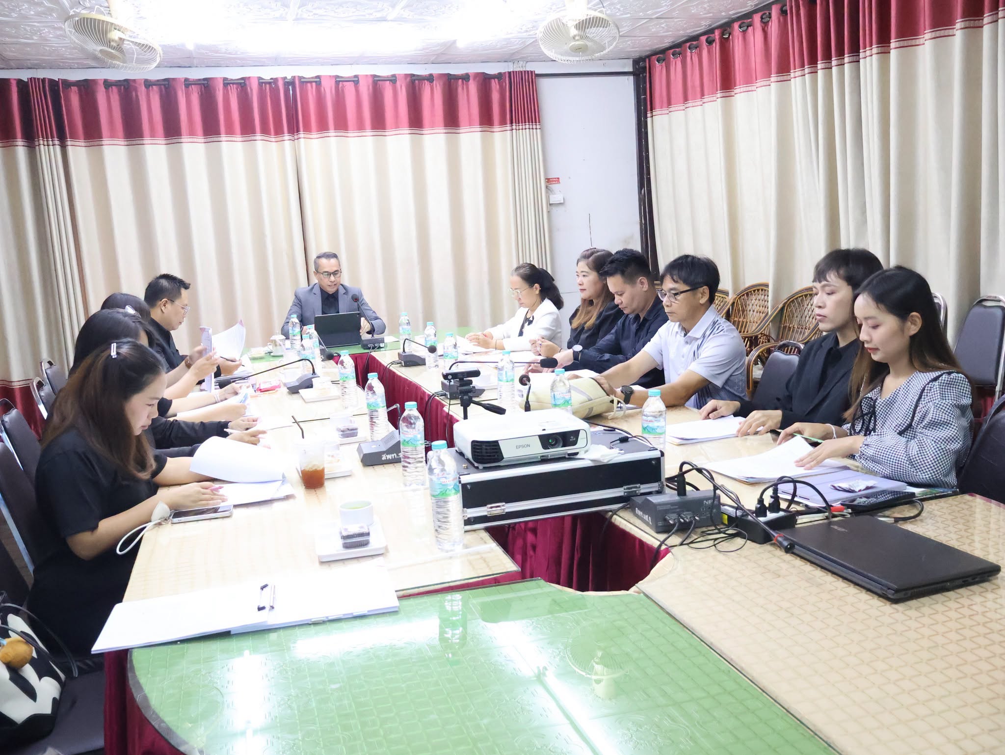 ประชุมคณะกรรมการยกระดับศักยภาพระบบงานแนะแนว