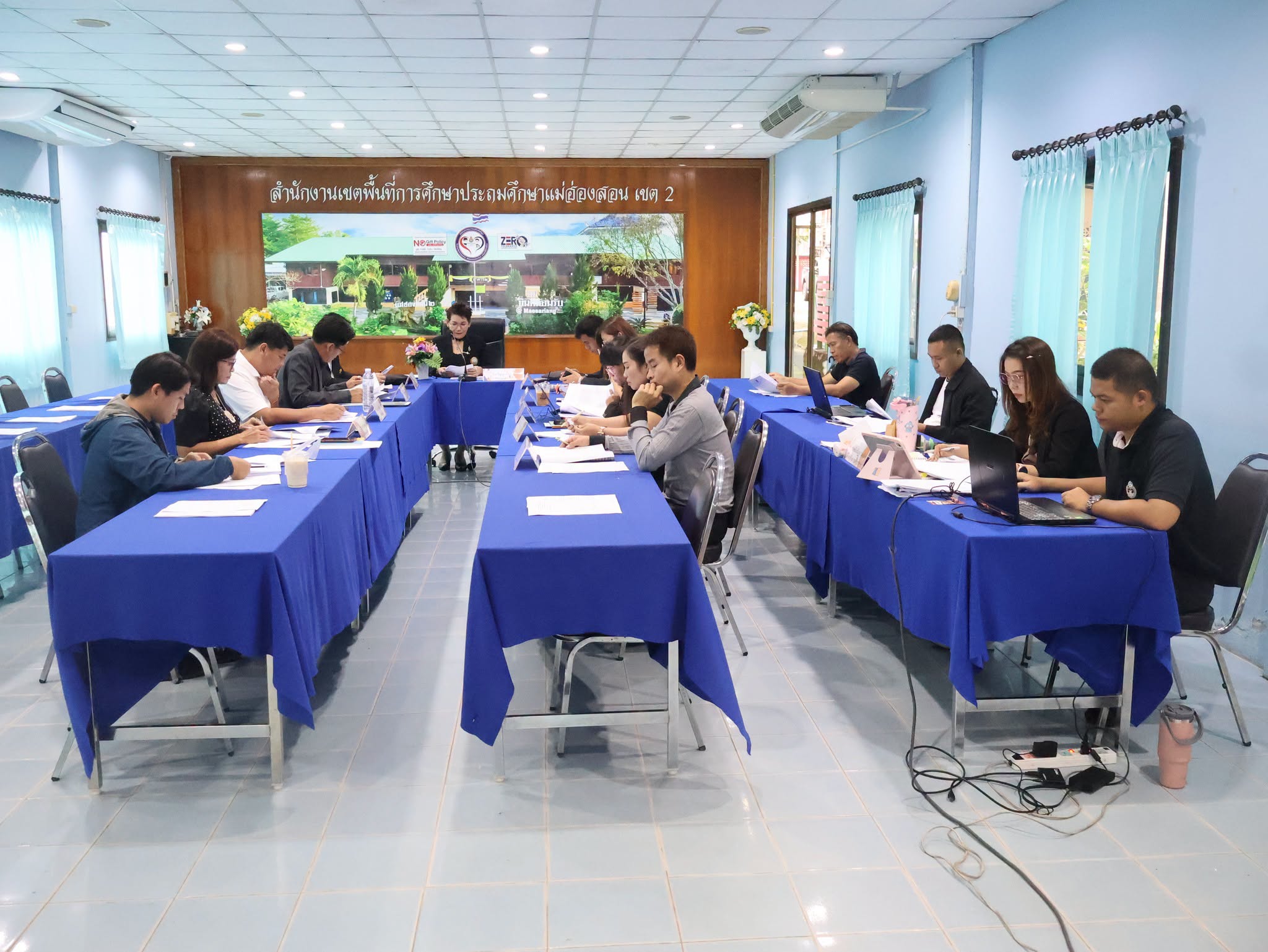 การประชุมแนวทางการส่งเสริมความโปร่งใสในสำนักงานเขตพื้นที่การศึกษา